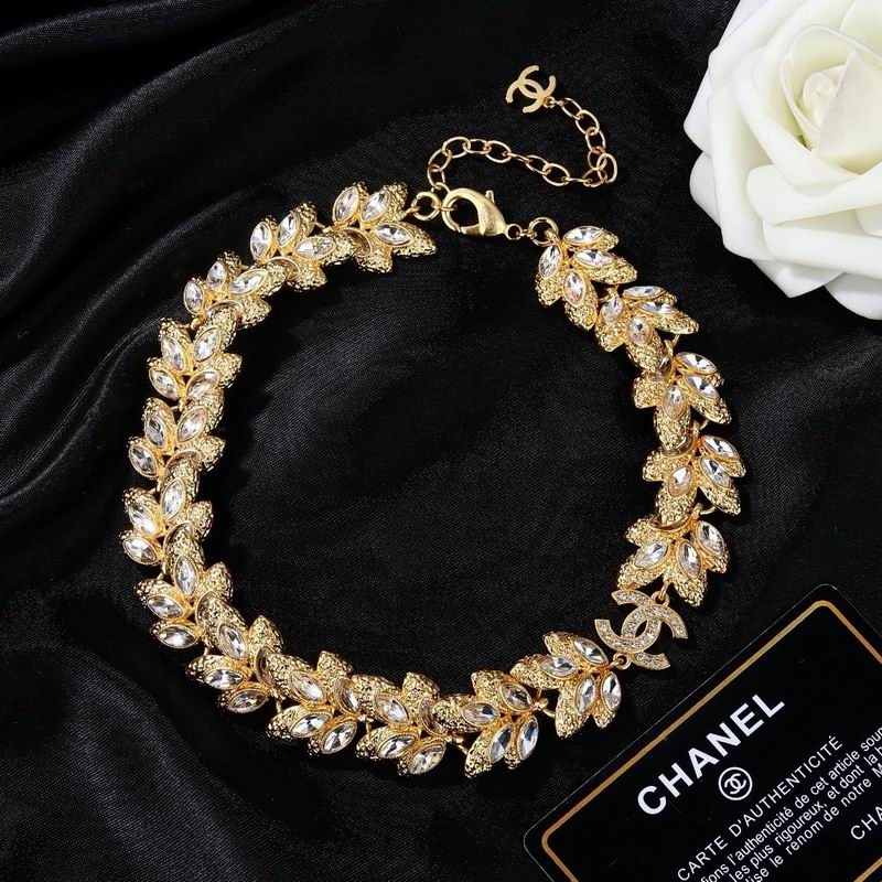 Chanel Necklace 05yxs65